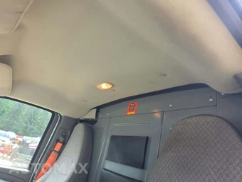 2013 Chevrolet Express 2500 Cargo Van 1WT 135.0" WB – miniatura 11