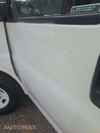 2013 Chevrolet Express 2500 Cargo Van 1WT 135.0" WB – miniatura 27