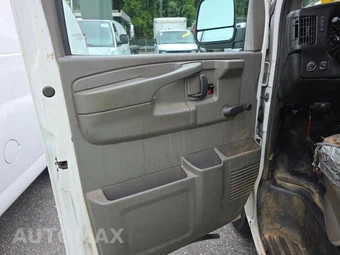 2013 Chevrolet Express 2500 Cargo Van 1WT 135.0" WB – miniatura 19