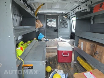 2013 Chevrolet Express 2500 Cargo Van 1WT 135.0" WB – miniatura 27