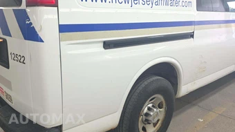 2013 Chevrolet Express 3500 Cargo Van 1WT 135.0" WB – miniatura 17