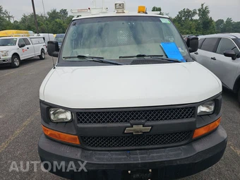 2013 Chevrolet Express 3500 Cargo Van 1WT 135.0" WB – miniatura 2