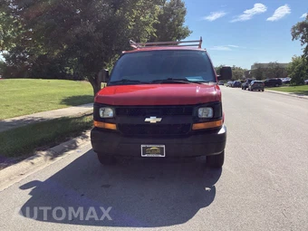 2013 Chevrolet Express 3500 Cargo Van 1WT 155.0" WB - miniatura 2