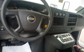 2013 Chevrolet Express 3500 Cutaway 1WT – miniatura 10