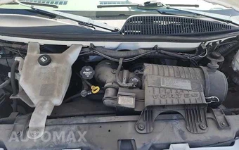 2013 Chevrolet Express 3500 Cutaway 1WT – miniatura 5