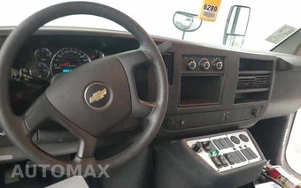 2013 Chevrolet Express 3500 Cutaway 1WT - miniatura 10
