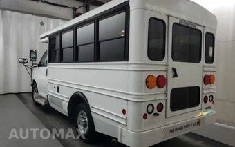 2013 Chevrolet Express 3500 Cutaway 1WT - miniatura 4