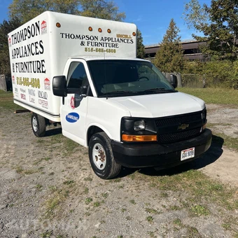 2013 Chevrolet Express 3500 Cutaway 1WT - miniatura 2