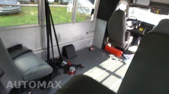 2013 Chevrolet Express 3500 Cutaway 1WT DRW - miniatura 10