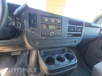 2013 Chevrolet Express 3500 Cutaway 1WT DRW - miniatura 10