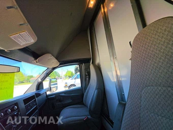 2013 Chevrolet Express 3500 Cutaway 1WT DRW - miniatura 11