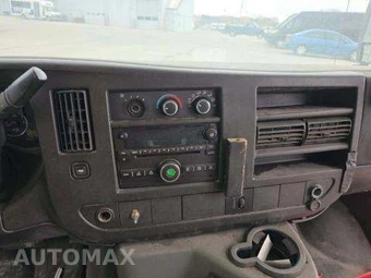 2013 Chevrolet Express 3500 Cutaway 1WT DRW - miniatura 10