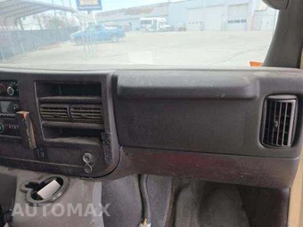 2013 Chevrolet Express 3500 Cutaway 1WT DRW - miniatura 18