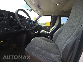 2013 Chevrolet Express 3500 Passenger Van LT 1LT 155.0" WB - miniatura 7