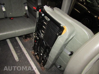2013 Chevrolet Express 3500 Passenger Van LT 1LT 155.0" WB - miniatura 15