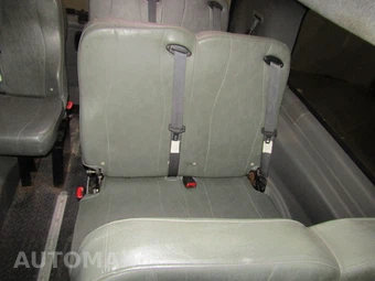 2013 Chevrolet Express 3500 Passenger Van LT 1LT 155.0" WB - miniatura 16