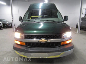 2013 Chevrolet Express 3500 Passenger Van LT 1LT 155.0" WB - miniatura 2
