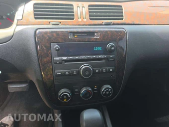 2013 Chevrolet Impala LS 1FL – miniatura 10
