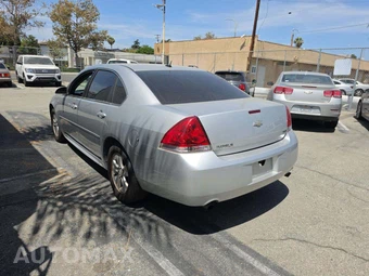 2013 Chevrolet Impala LS 1FL – miniatura 2