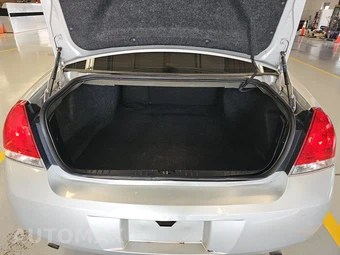 2013 Chevrolet Impala LT 2FL – miniatura 16