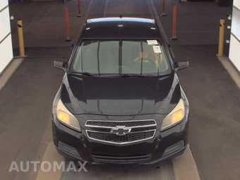 2013 Chevrolet Malibu LS 1LS – miniatura 2