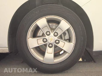 2013 Chevrolet Malibu LS 1LS – miniatura 10