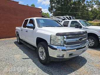 2013 Chevrolet Silverado 1500 LT Crew Cab Short Bed 1LT – miniatura 4