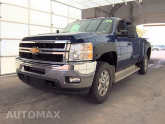 2013 Chevrolet Silverado 2500HD LT Crew Cab Medium Bed 1LT