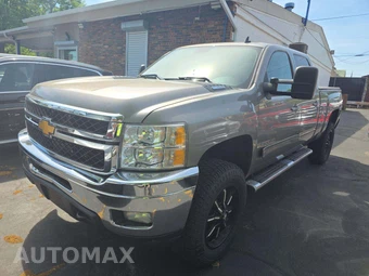 2013 Chevrolet Silverado 2500HD LTZ Crew Cab Medium Bed 1LZ