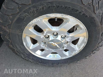 2013 Chevrolet Silverado 2500HD LTZ Crew Cab Medium Bed 1LZ - miniatura 24