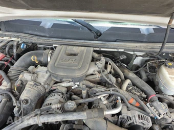 2013 Chevrolet Silverado 2500HD WT Crew Cab Medium Bed – miniatura 15