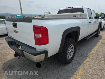 2013 Chevrolet Silverado 2500HD WT Crew Cab Medium Bed – miniatura 4