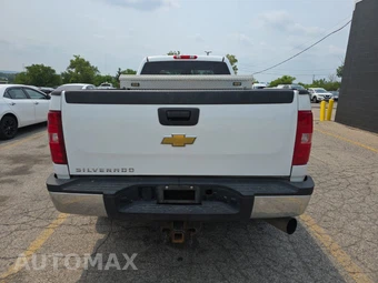 2013 Chevrolet Silverado 2500HD WT Crew Cab Medium Bed – miniatura 5