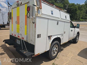 2013 Chevrolet Silverado 3500HD Cab Chassis WT Regular Cab 1WT – miniatura 3