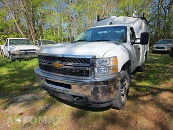 2013 Chevrolet Silverado 3500HD Cab Chassis WT Regular Cab 1WT