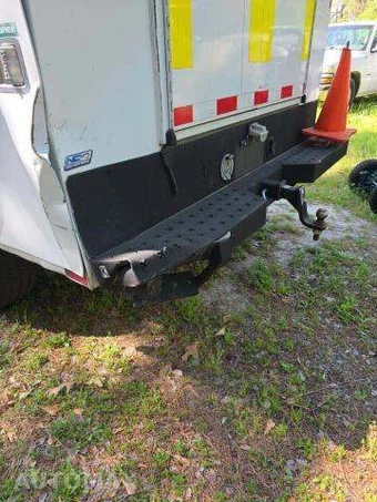2013 Chevrolet Silverado 3500HD Cab Chassis WT Regular Cab 1WT – miniatura 24