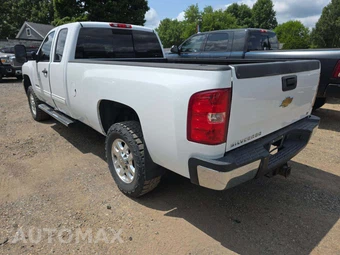 2013 Chevrolet Silverado 3500HD LT Extended Cab Long Bed 1LT w/Rear Doors - miniatura 2