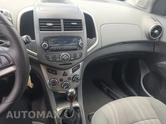2013 Chevrolet Sonic LT Hatchback 1SC – miniatura 11