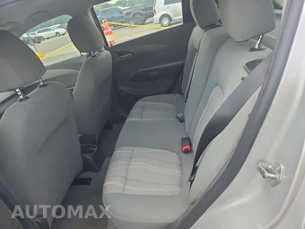 2013 Chevrolet Sonic LT Hatchback 1SC – miniatura 13
