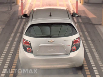 2013 Chevrolet Sonic LT Hatchback 1SC – miniatura 5