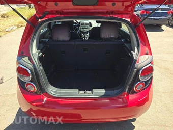2013 Chevrolet Sonic LT Hatchback 1SD – miniatura 14