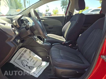 2013 Chevrolet Sonic LT Hatchback 1SD – miniatura 6