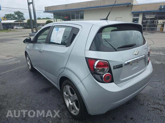 2013 Chevrolet Sonic LTZ Hatchback 1SF - miniatura 2