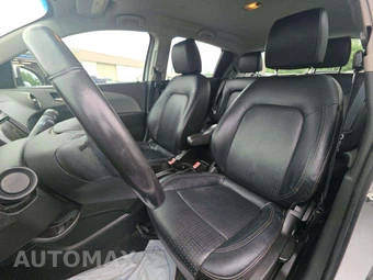 2013 Chevrolet Sonic LTZ Hatchback 1SF - miniatura 6