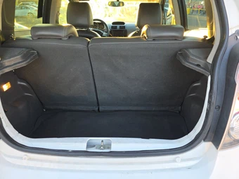 2013 Chevrolet Spark 1LT 1SD – miniatura 16