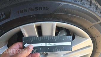 2013 Chevrolet Spark 1LT 1SD – miniatura 29