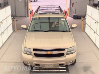 2013 Chevrolet Suburban 1500 LT 1LT - miniatura 2