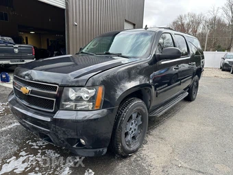 2013 Chevrolet Suburban 1500 LT 1LT - miniatura 2