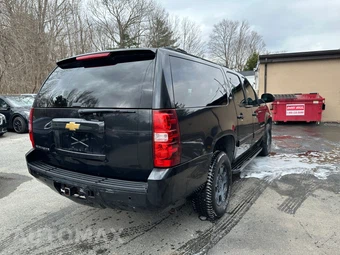 2013 Chevrolet Suburban 1500 LT 1LT - miniatura 4