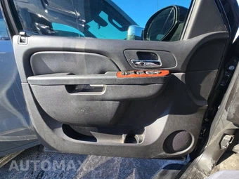 2013 Chevrolet Suburban 2500 LS 1LS - miniatura 9